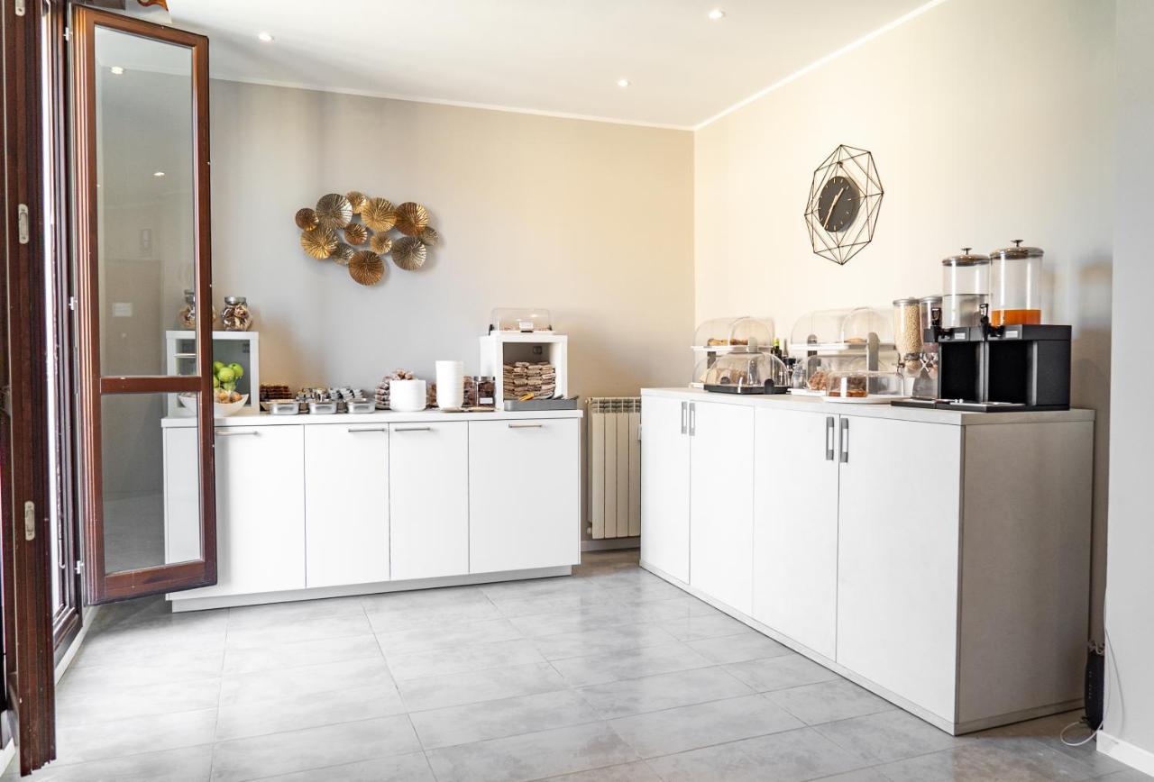 Golden Milano Hotel Εξωτερικό φωτογραφία