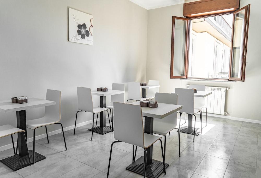 Golden Milano Hotel Εξωτερικό φωτογραφία
