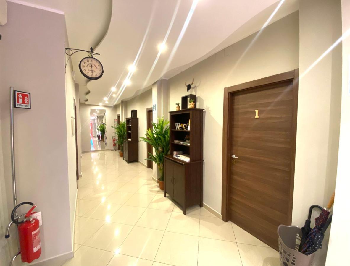 Golden Milano Hotel Εξωτερικό φωτογραφία